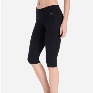 Danskin Capri Leggings